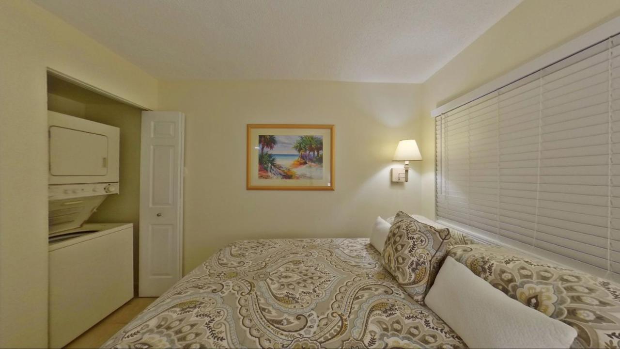 Vistas On The Gulf By Travel Resort Services St. Pete Beach Extérieur photo